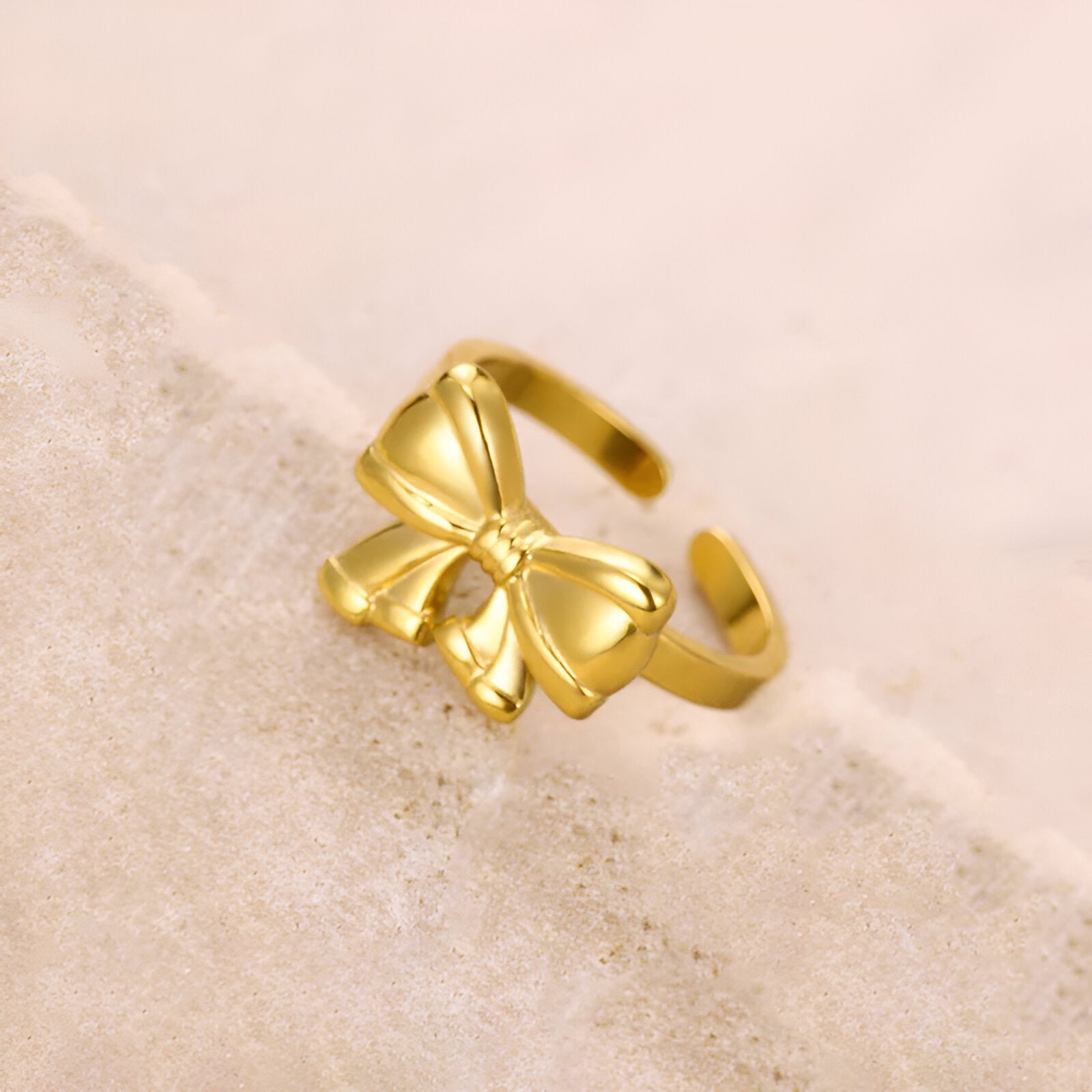 Dainty Knot Ring