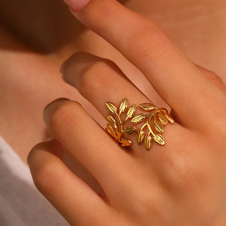 Elysian Leaf Ring