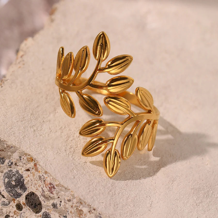 Elysian Leaf Ring