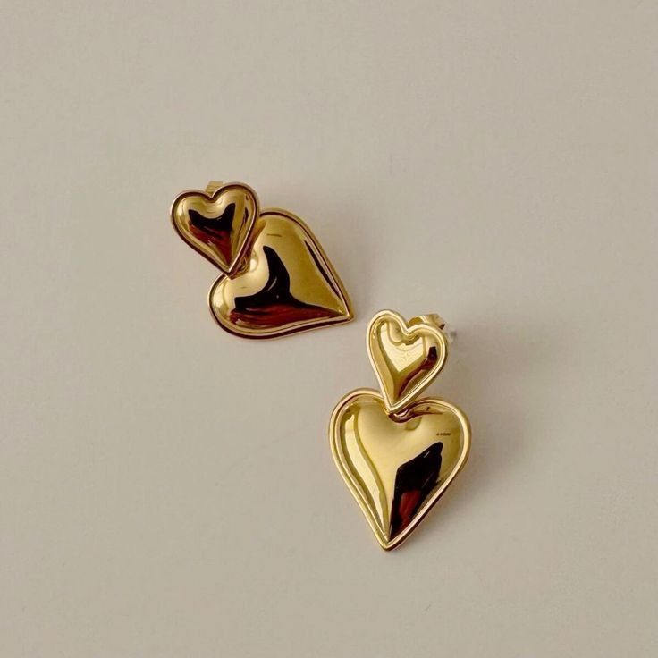 Twin Hearts Earring