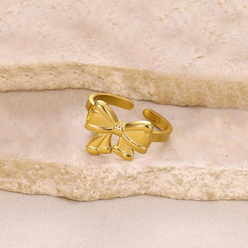 Dainty Knot Ring