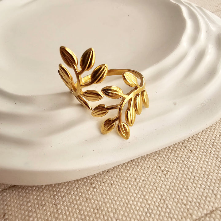 Elysian Leaf Ring