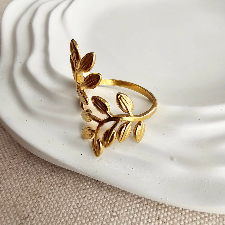Elysian Leaf Ring