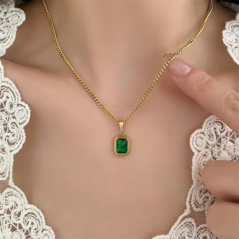 Emerald Embrace Necklace