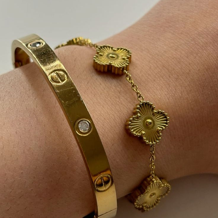 GOLDEN CLOVER BRACELET
