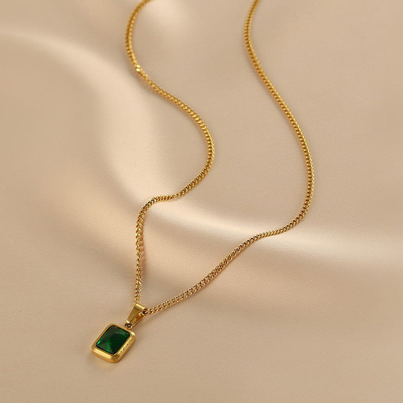 Emerald Embrace Necklace